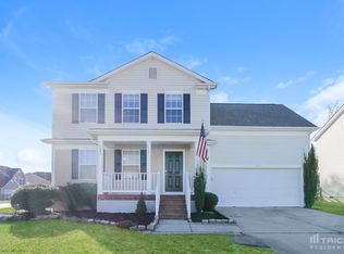 15727 Dehavilland Dr, Charlotte, NC 28278