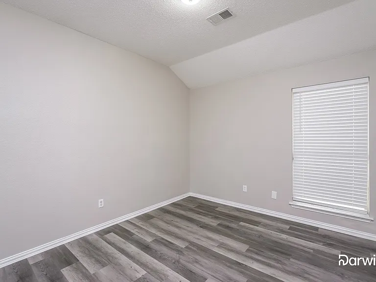 1940 Walden Pl — Photo 13
