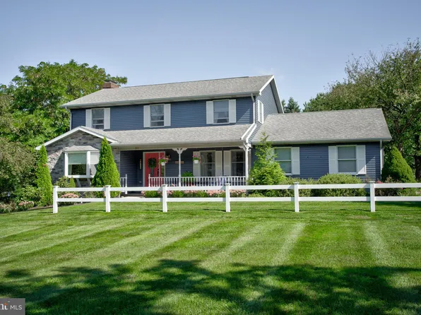 307 Fairfield Dr, State College, PA 16801