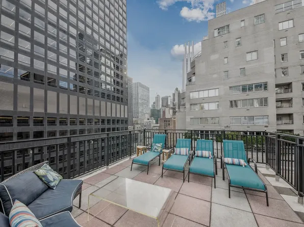 209 East 56th Street image 33 of 34