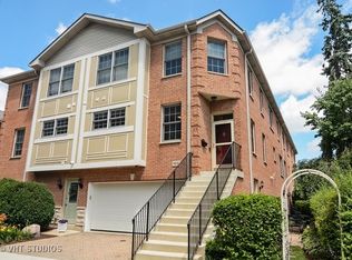 103 S Evergreen Ave #11E, Arlington Heights, IL 60005