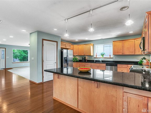 4th image of 5644 46th Ln SE