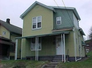 207 Division Ave, Ellwood City, PA 16117