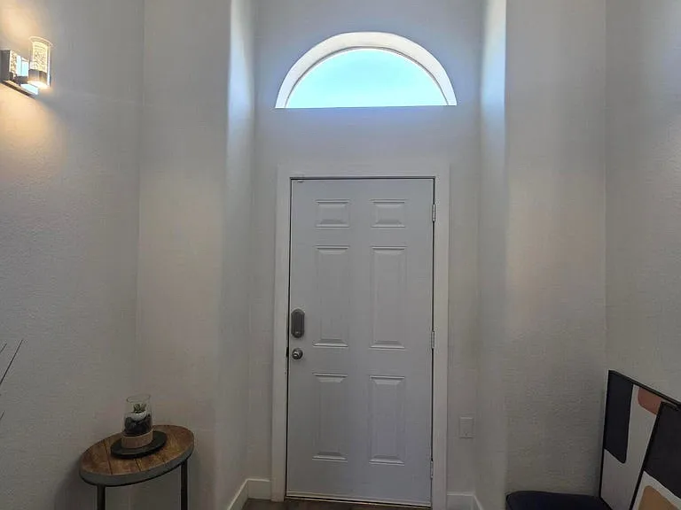 5010 W Monte Cristo Ave — Photo 2