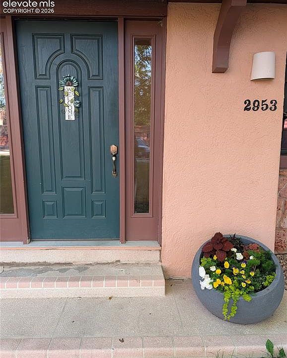 1st image of 2953 Mesa Rd APT B