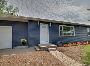 605 James Ct, Marengo, IL 60152