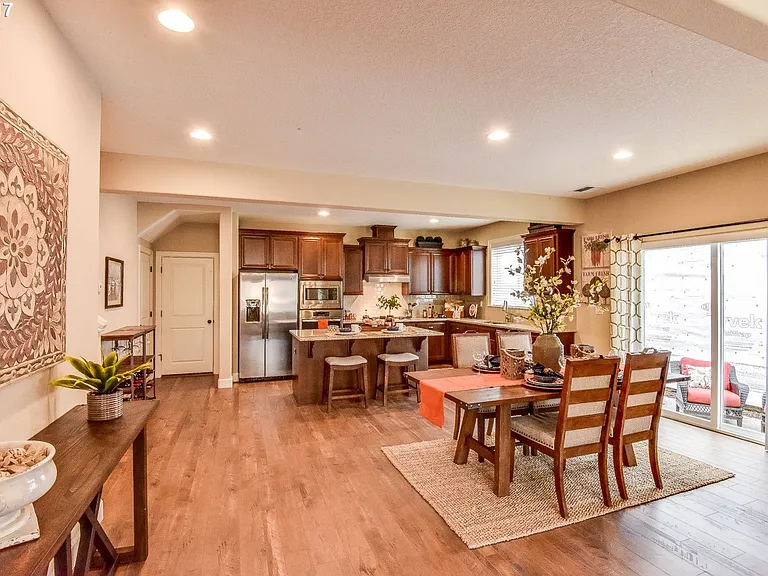 DR HORTON Pics from Model Home for Reference (2017)