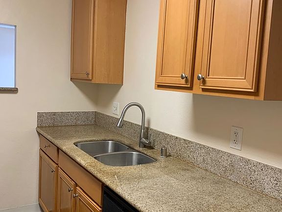 5th image of 8211 Vincetta Dr #4R