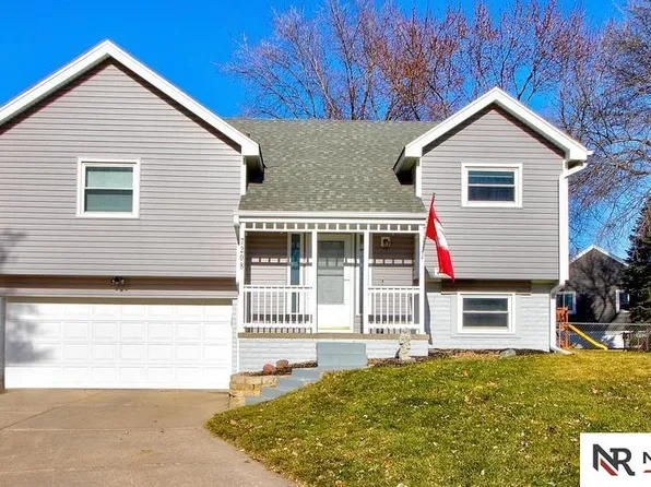 7208 S 149th Cir, Omaha, NE 68138