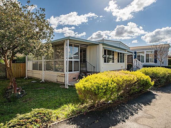 3rd image of 148 Oakwood Drive
