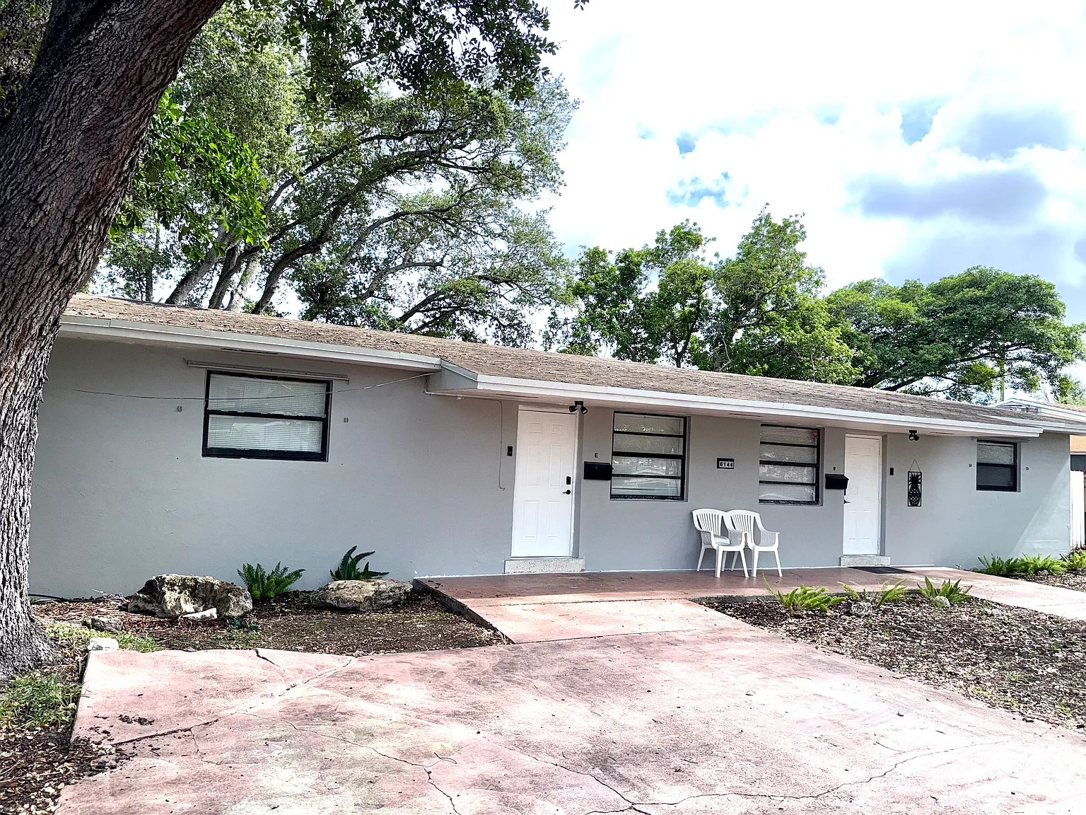 6144 SW 30th St — Photo 3