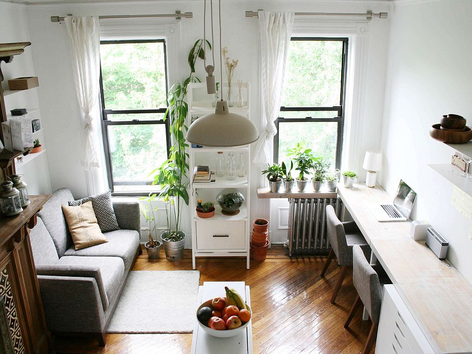 1st image of 391 Park Pl APT 4R