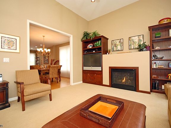 5th image of 44 Oconnor Cir