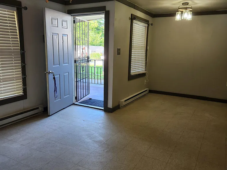 4057 Villa Ave — Photo 1