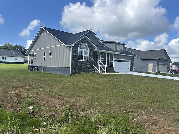 3rd image of 815 Colby Cir Lot 67