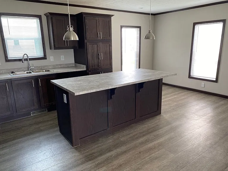 Lakeview Estates on Lawndale — Photo 16