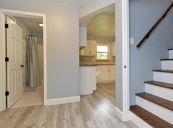 5th image of 3351 Laconia Ct