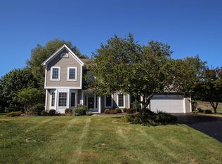 56 Wenham Ln, Pittsford, NY 14534