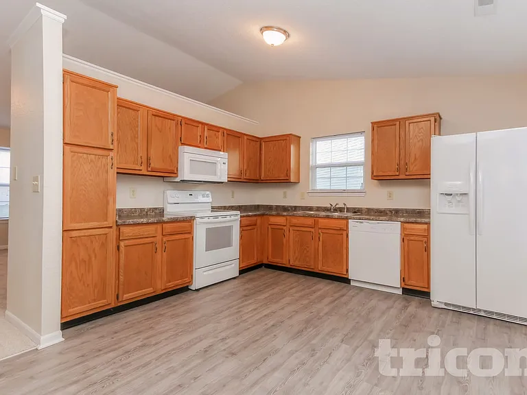 6453 Townsend Way — Photo 4