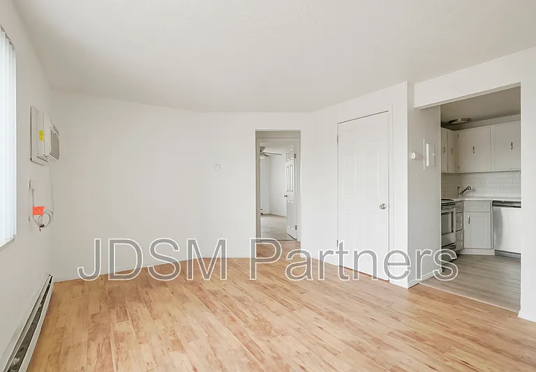 2455 Bryant St #9 — Photo 2