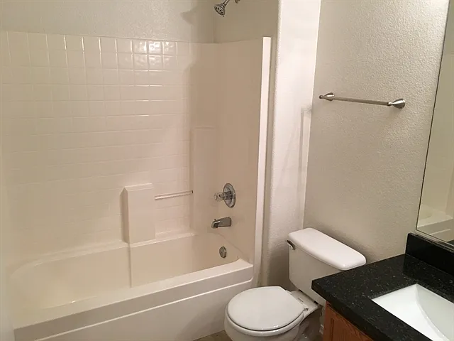 10533 W Sands Dr — Photo 10