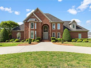 101 Kingsway Dr, Dunn, NC 28334