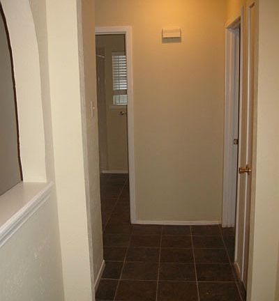 Hall w/Ceramic Tile