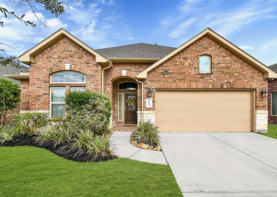 1st image of 23034 Verona Vista Dr