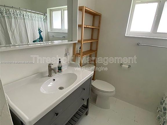 5th image of 6910 SW 64th Ave