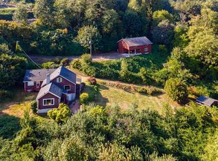 3956 Columbia Heights Rd, Longview, WA 98632