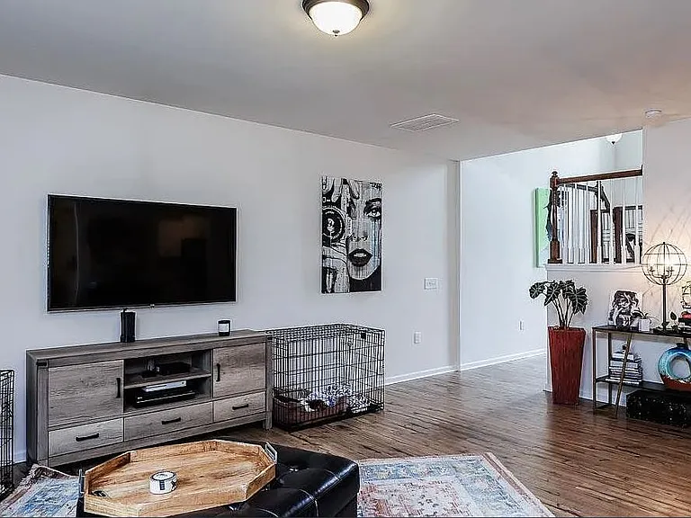 1005 Ambrosia Dr #1005 — Photo 8