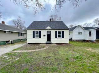 1949 Letart Ave, Muskegon, MI 49441