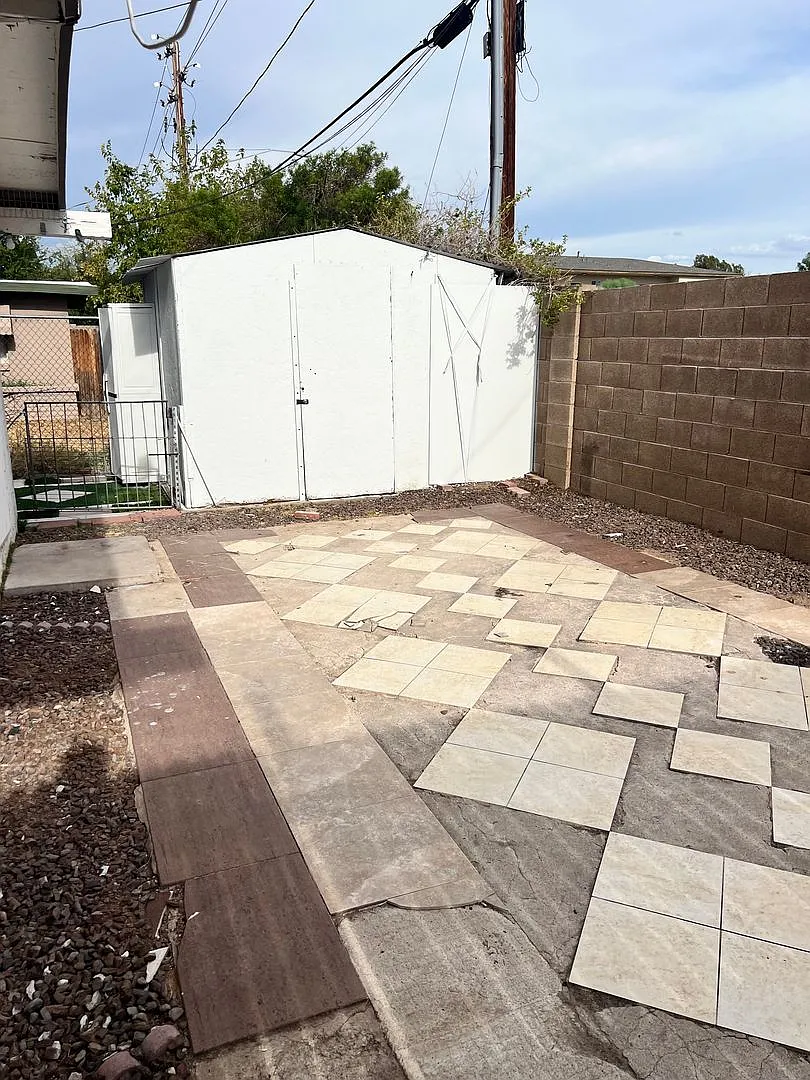 Small Community — Photo 2