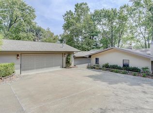 1014 Parker Ter, Loda, IL 60948