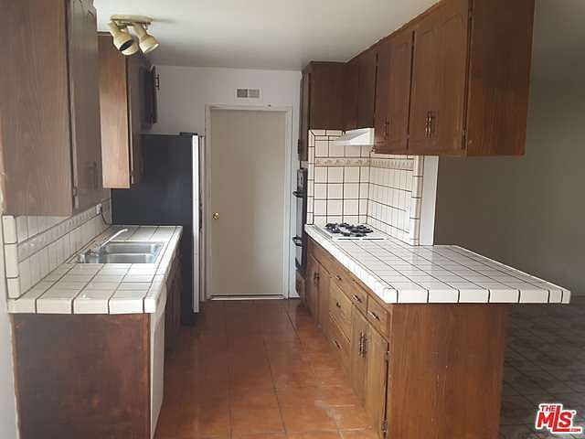 2nd image of 19303 Leapwood Ave