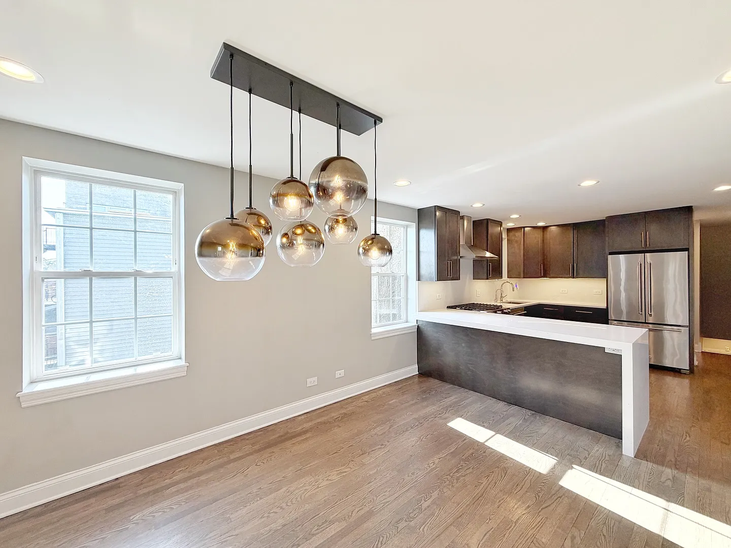 3 bed, 2.5 bath, 1848 sqft, $3,600 — Photo 2