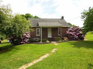 724 Delta Rd, Red Lion, PA 17356
