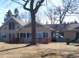 26002 Brolin Beach Rd, Detroit Lakes, MN 56501