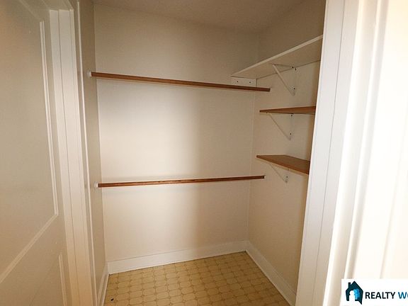 4th image of 2406 J St #B