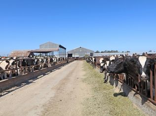 11325 E Collier Rd, Acampo, CA 95220