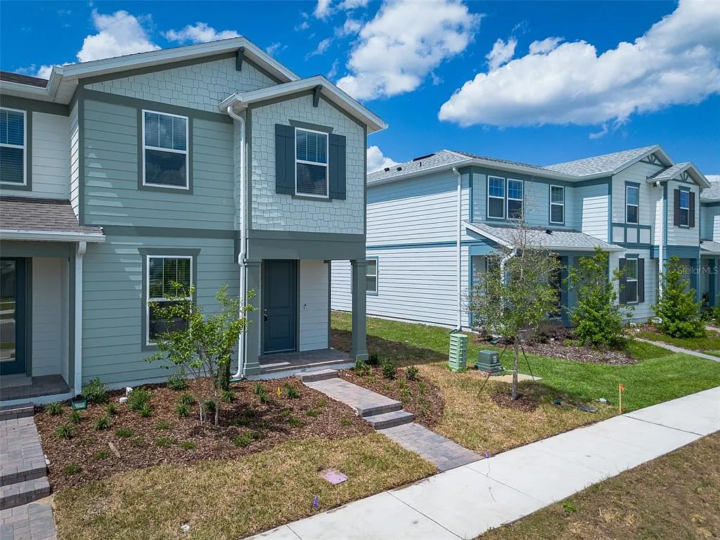 4 bed, 3.0 bath, 1652 sqft, $2,650 — Photo 2