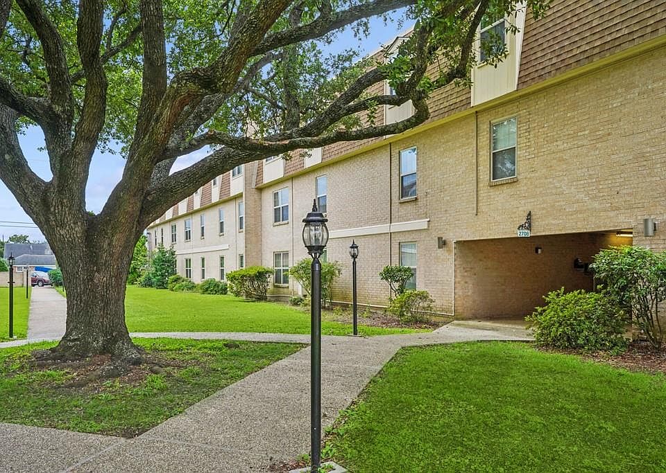1st image of 2708 Whitney Pl APT 812