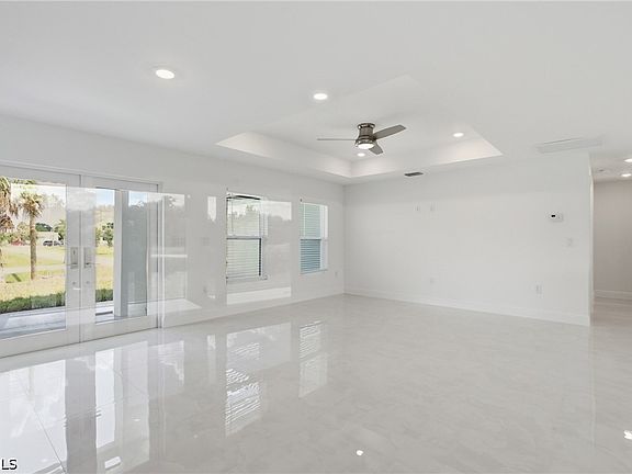 5th image of 2800 Nora Ave N