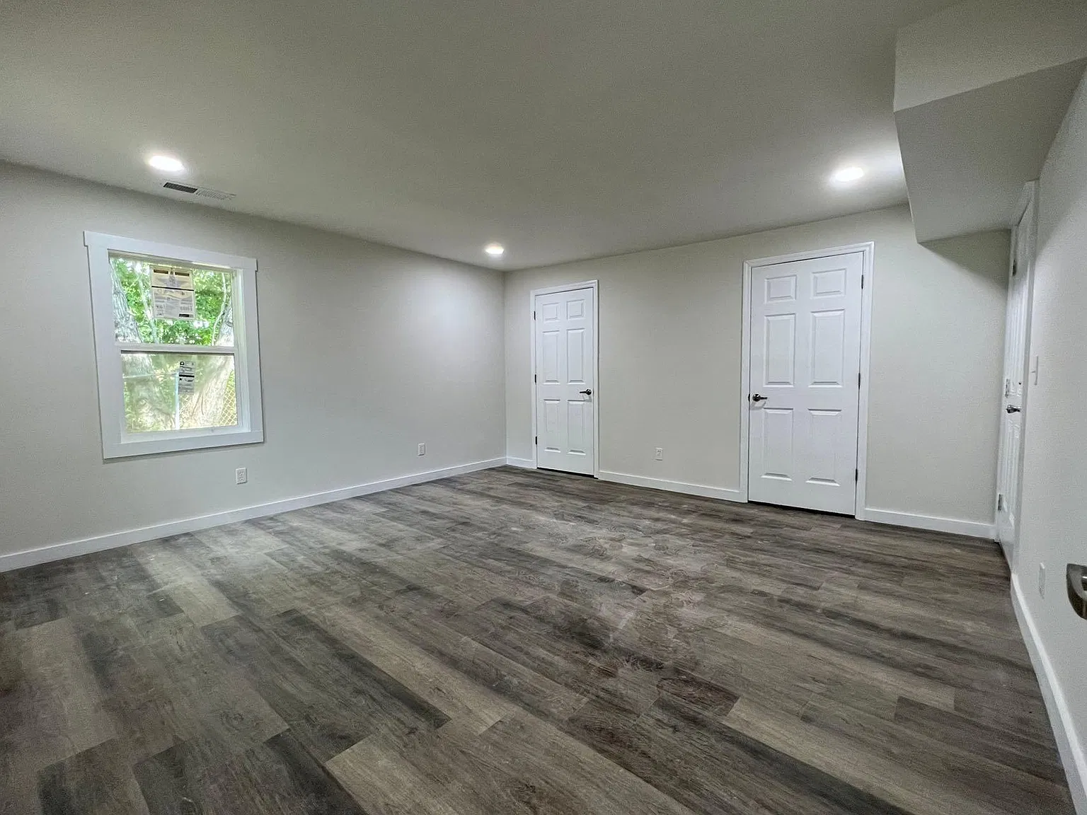 3 bed, 1300 sqft, $1,550 — Photo 4