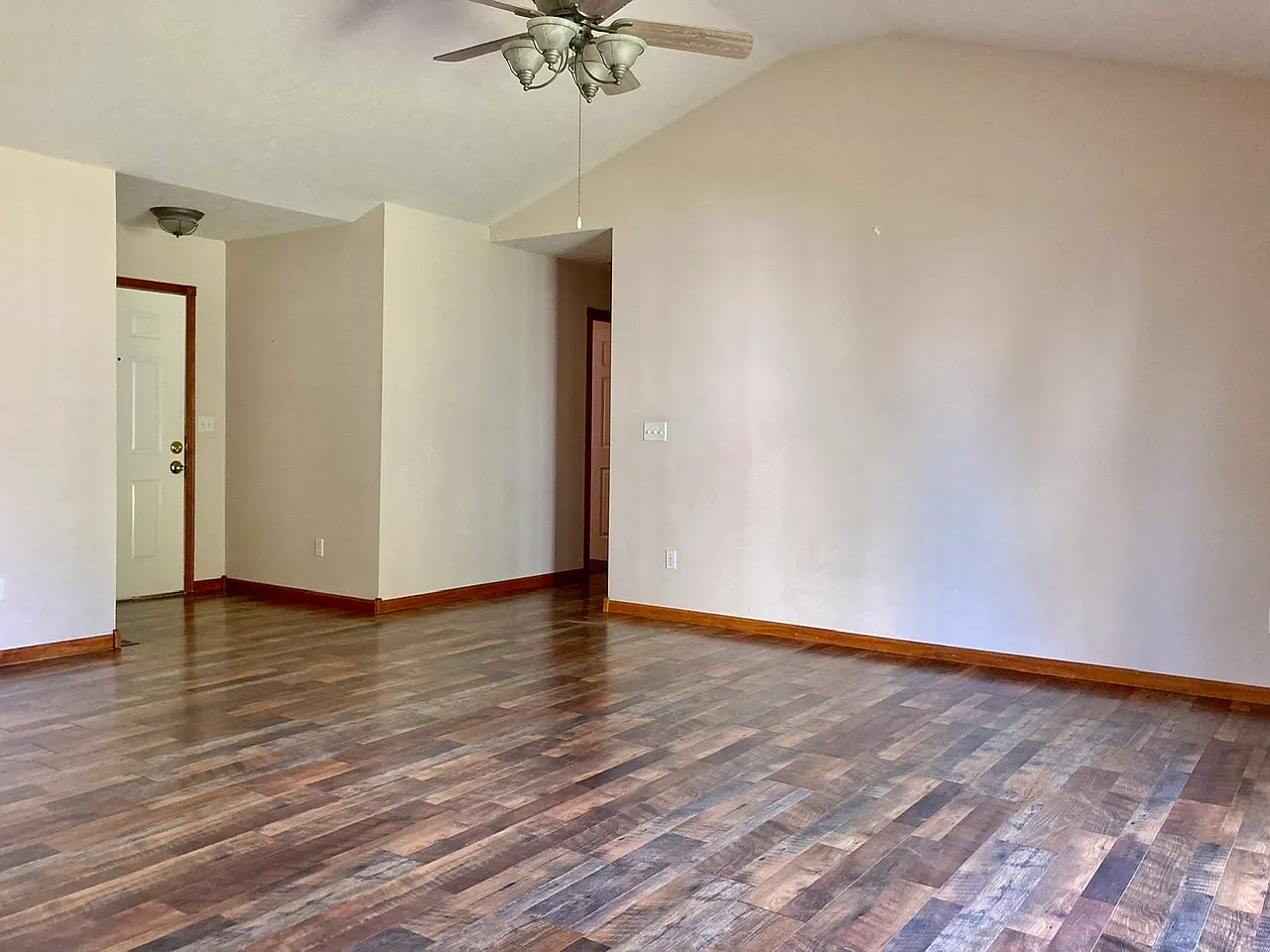 3 bed, 1550 sqft, $1,675 — Photo 4