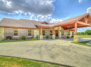 632 Holland Dr, Granbury, TX 76048