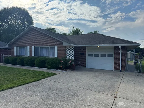 3645 Endover Rd, Kettering, OH 45439