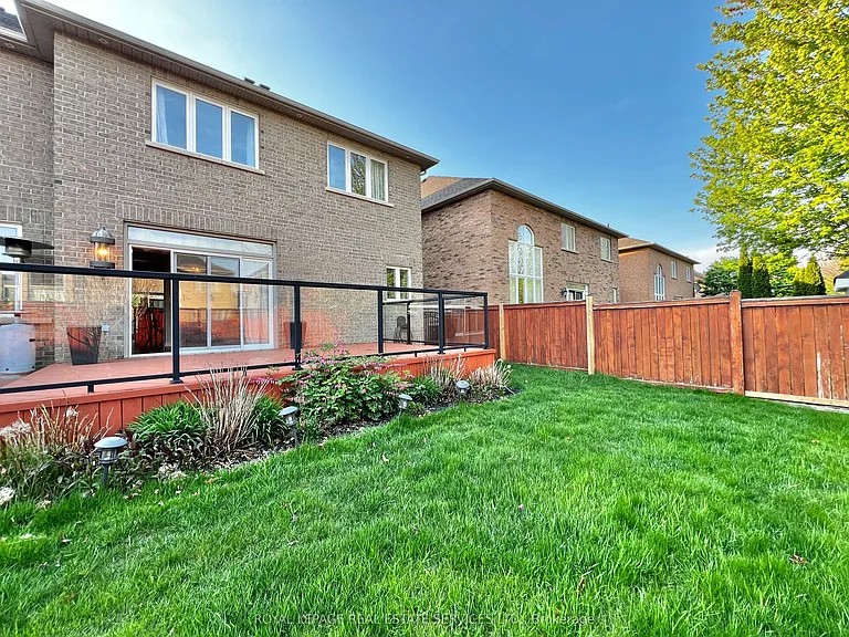 3306 Fox Run Cir — Photo 49