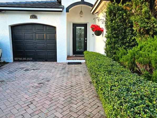 8003 SW 158th Pl, Miami, FL 33193