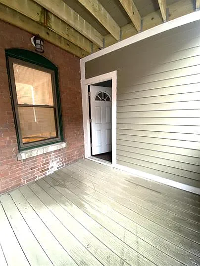 5 Brown Ter #1R — Photo 11